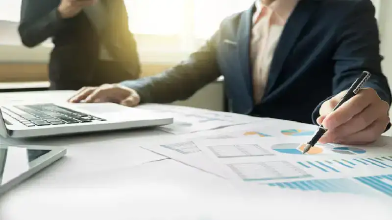 10 Timeless Financial Basics That Still Drive Business Success